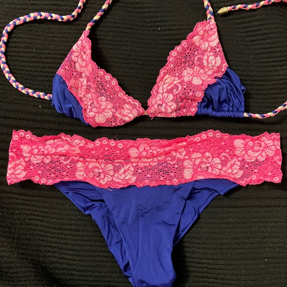 Beach Bunny Other - Beach Bunny Blue and Pink Lace Bikini Set